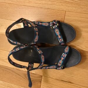 Stylish Blue Patterned Women's Sandals